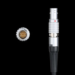 Close-up of 0B 7pin connector and USB-C plug for gimbal follow focus power